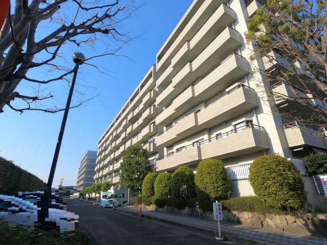 ●徒歩圏内に２沿線利用可能●１階広めのテラス付き３ＬＤＫ●宇治黄檗パーク・ホームズの外観|マンション外観