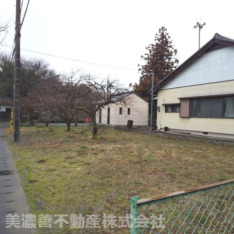 ６０２６５　本巣市長屋土地の外観