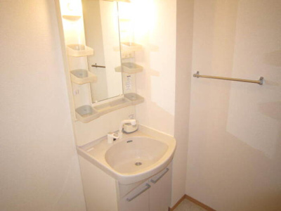 【洗面所】 | アイリスガーデン菰池 C棟 | C201 洗髪洗面化粧台