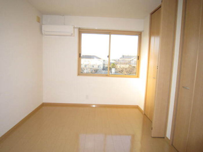 【寝室】 | アイリスガーデン菰池 C棟 | C201 洋室