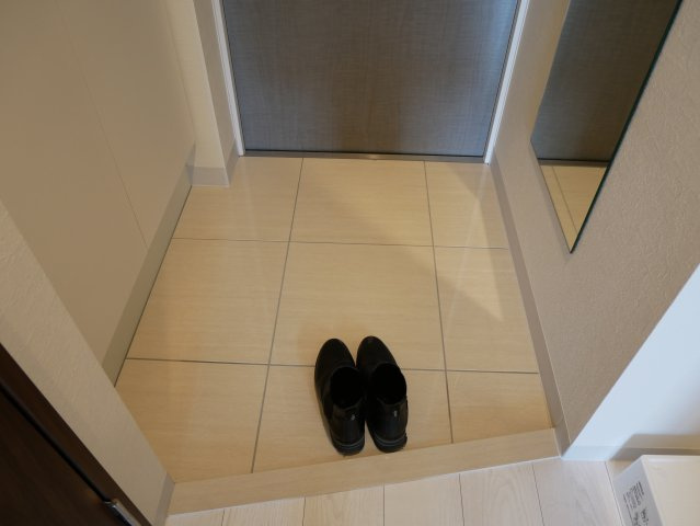 【玄関】 | DOUBLE NINE RESIDENCE TENNOUJIMINAMI