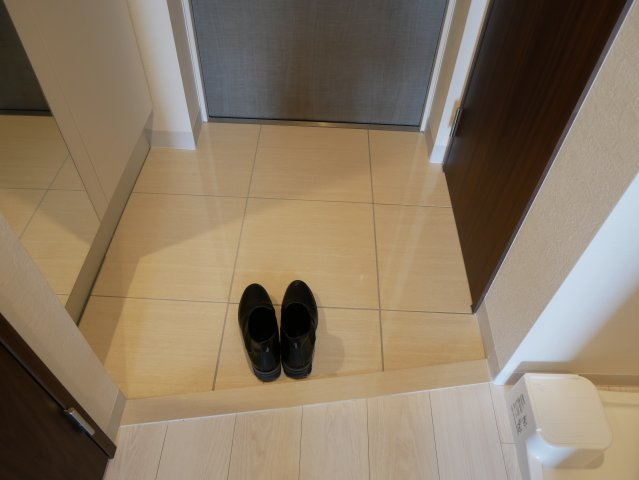 【玄関】 | DOUBLE NINE RESIDENCE TENNOUJIMINAMI