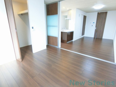 【居間・リビング】 | バイオレットガーデンA | ゆったりとした居間です