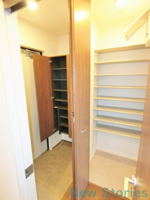 【収納】 | バイオレットガーデンA | 大きなスペースがあり、収納には困りません