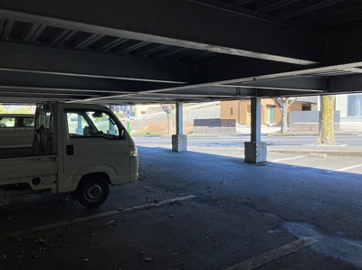 【駐車場】 | 朝日オフィス敷地内駐車場（小型車）