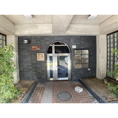 【エントランス】 | セリール川名