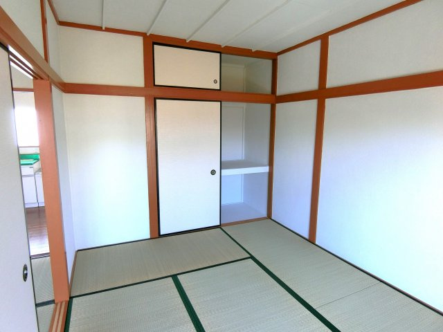 レジデンス浜町の和室