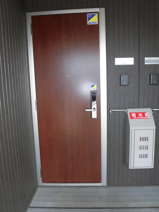 上益城郡御船町大字小坂のアパートの玄関