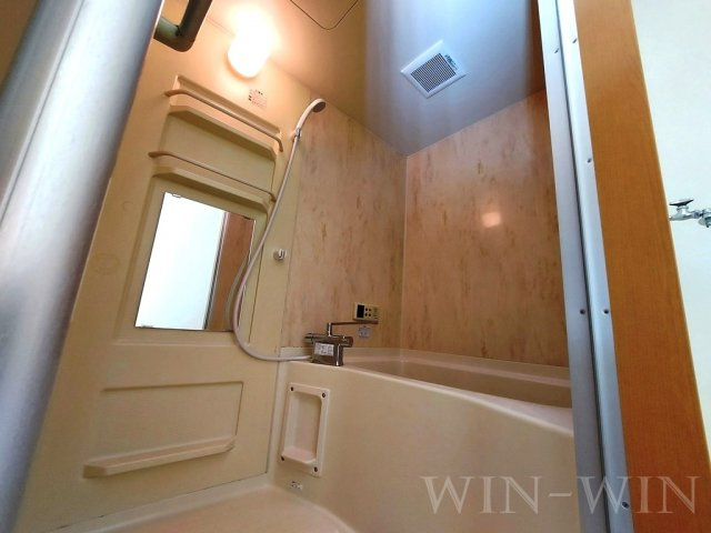 ライフイン・重森の浴室