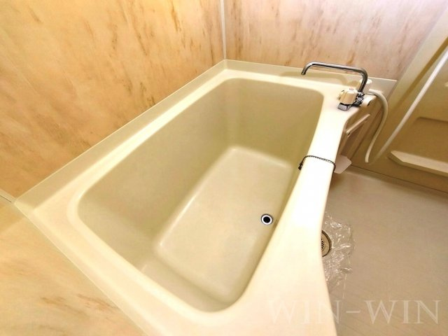 ライフイン・ビー・サークルの浴室