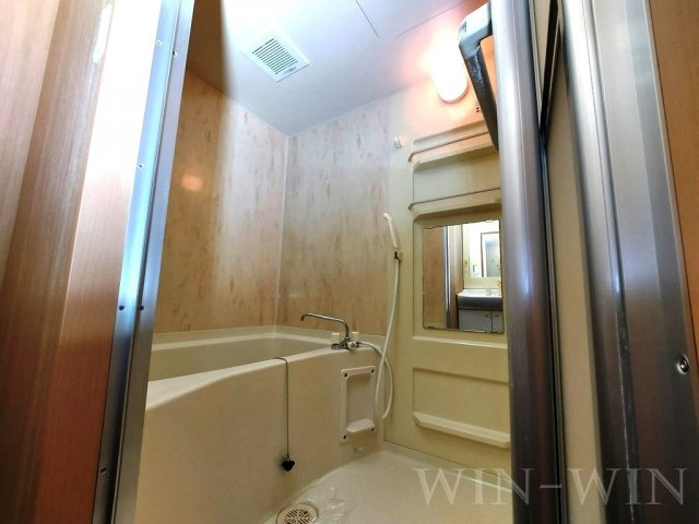 ライフイン・ビー・サークルの浴室