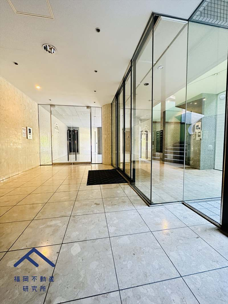 日商岩井イースト福間ステーションガーデンのエントランス