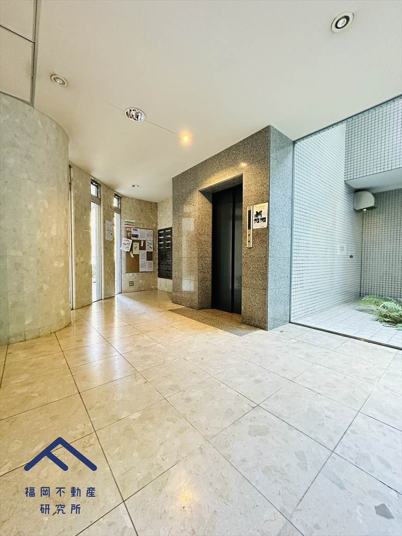 日商岩井イースト福間ステーションガーデンのエントランス