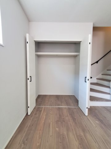 宮崎市恒久第1-1棟（1号棟）の収納|この様なちょっとした収納スペースがあると嬉しいですね。