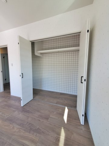 宮崎市恒久第1-1棟（1号棟）の収納|便利な収納スペースです。