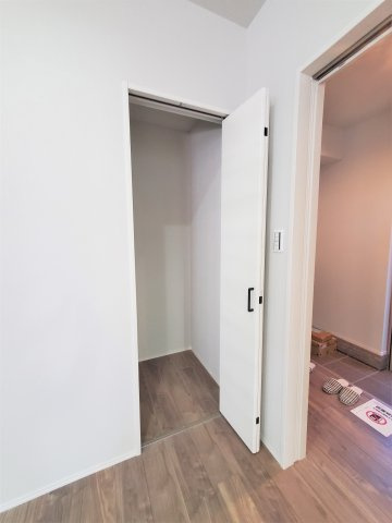 宮崎市恒久第1-1棟（1号棟）の収納|リビングの収納。