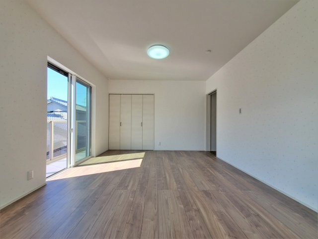 宮崎市恒久第1-1棟（1号棟）の設備|2階洋室は部屋割り可能です。