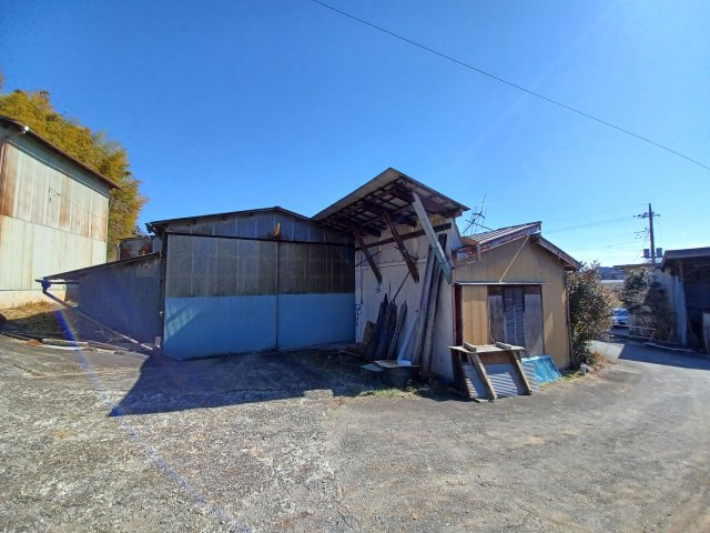 比企郡小川町上横田   土地６２６坪の外観|母屋北側倉庫（719-2）