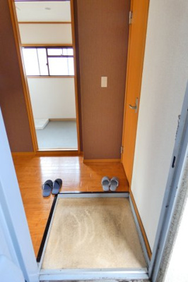 【玄関】 | FGビル | シューズボックスのある玄関です