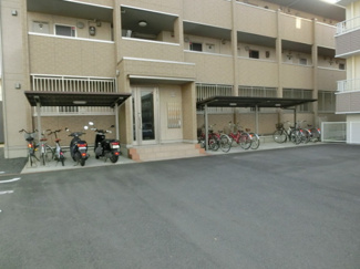 【駐車場】 | Glory Hills（グローリーヒルズ）