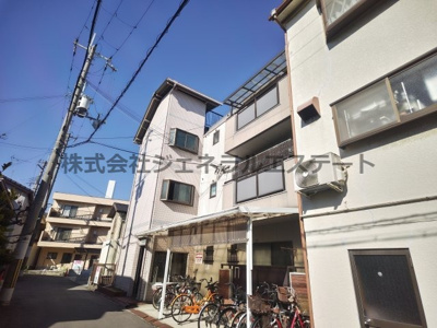 【外観】 | ロイヤルハイム日建 | 外観は落ち着いています