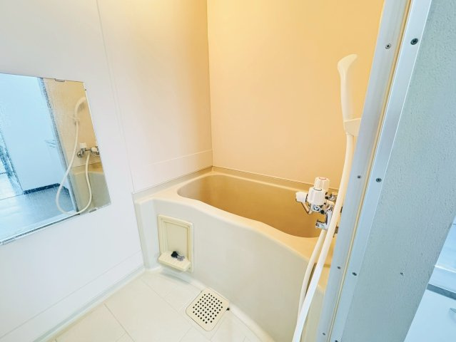 【浴室】 | 【CP対象】ラフォーレ19　1号館 | 落ち着いた空間のお風呂です