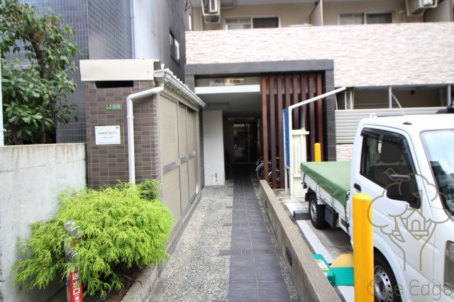 マロット天神橋のエントランス