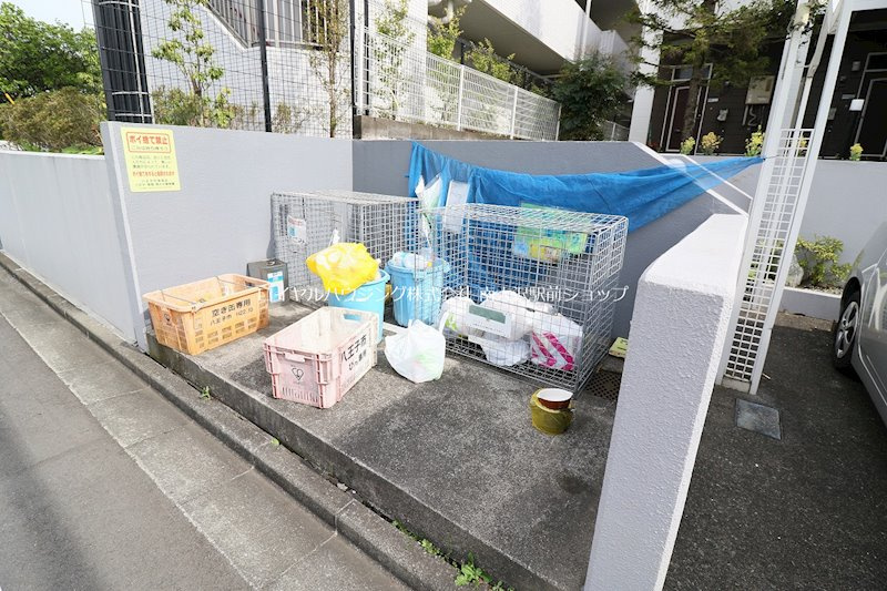 ☆敷地内ごみ置き場☆