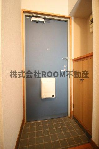 ピアコート旭の玄関|明るい玄関です