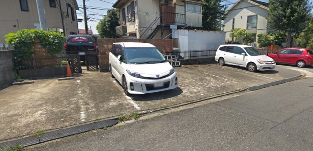 ビュー・クレストの駐車場