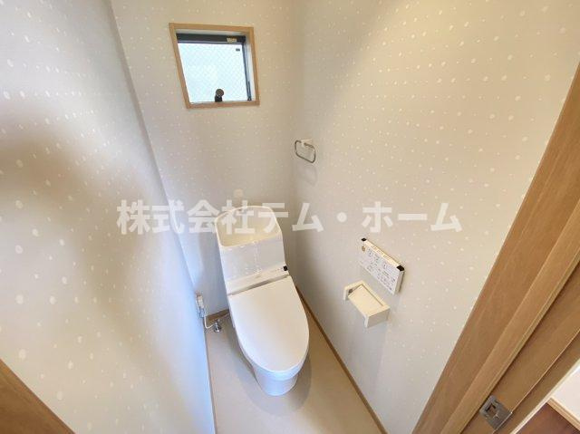 【トイレ】 | 法善寺駅前戸建 | 2Fトイレ