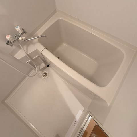 プロヴァンス中島の浴室