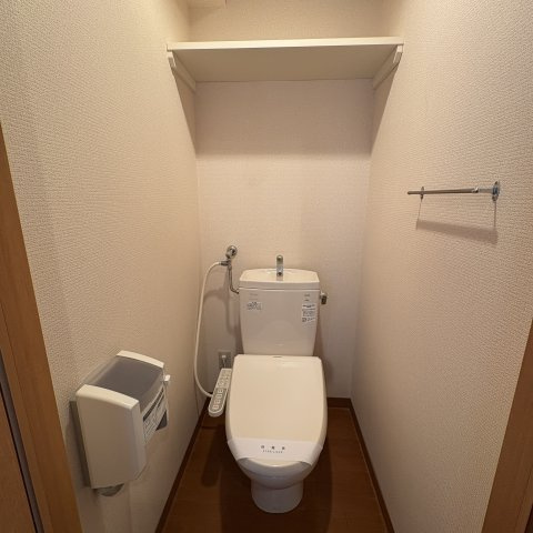 プロヴァンス中島のトイレ