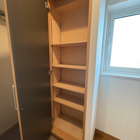 プロヴァンス中島の収納