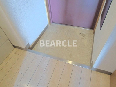 【玄関】 | プレステージ翼 | 収納もある玄関です