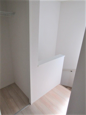 【その他共用部分】 | クレイドルガーデン笛吹市石和町広瀬第2 | 二階踊り場