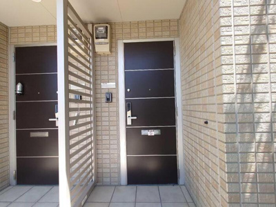 【玄関】 | ルミエール岩橋 B棟