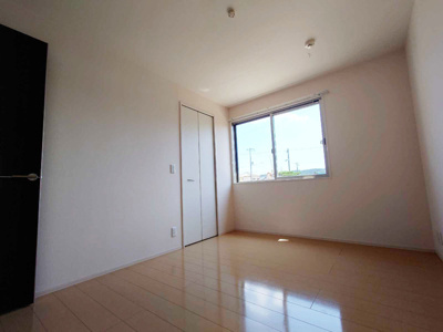 【洋室】 | ルミエール岩橋 B棟