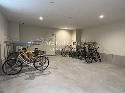 【その他共用部分】 | ミレー四ツ橋 | 駐輪場です☆