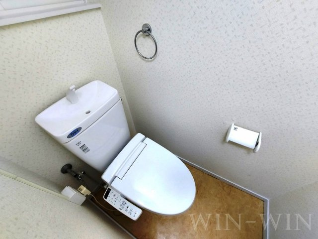 三本木町貸家のトイレ