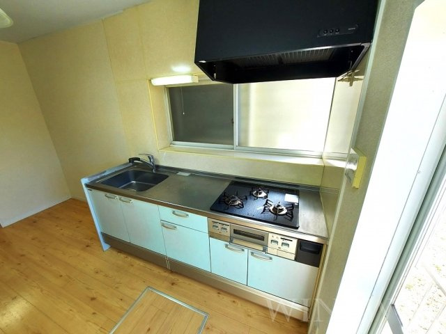 三本木町貸家のキッチン