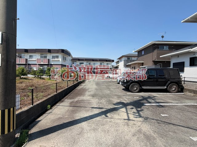 シティハイツナカムラⅢの駐車場|駐車場完備です