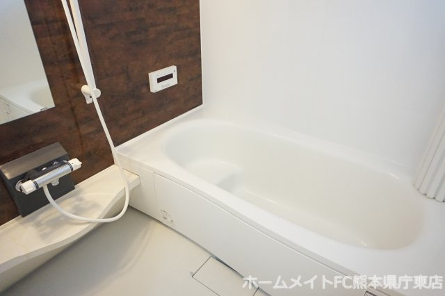 熊本市東区上南部２丁目のアパートの浴室