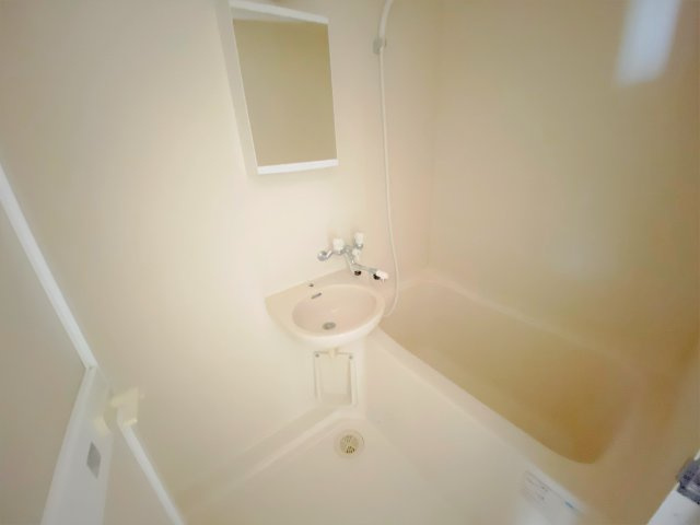 さざんかハイツの浴室