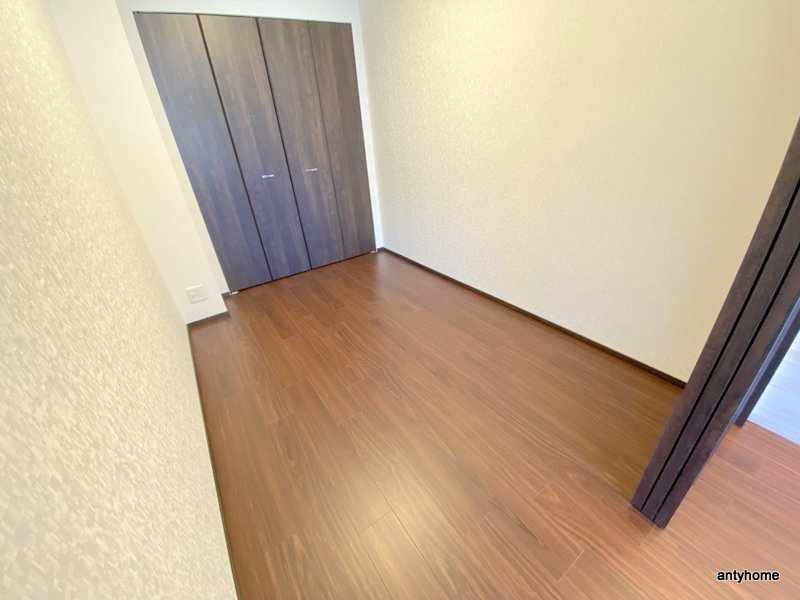 プレジオ鎗屋町 仲介手数料無料の寝室