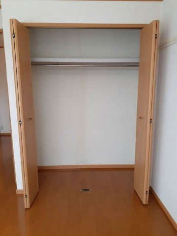 ケント・アヴェニュー弐番館の収納|小物を収納するのに便利です