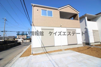 【外観】 | 【2号棟】南西角地の陽当り良好な4LDK新築住宅☆
