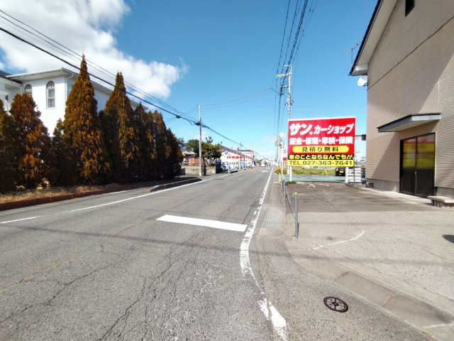高崎市正観寺町店舗併用住宅の前面道路含む現地写真
