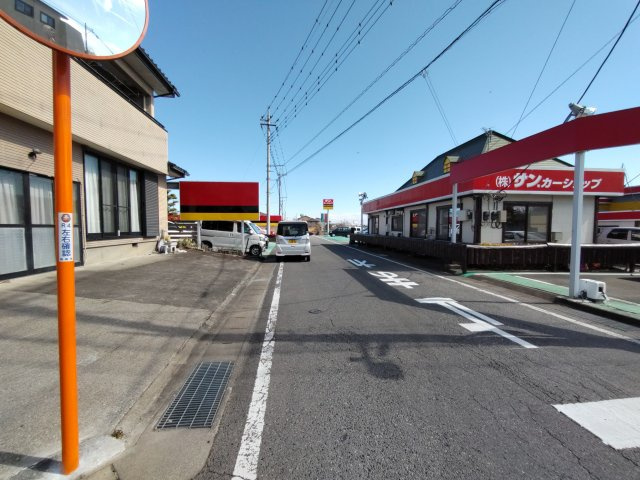 高崎市正観寺町店舗併用住宅の前面道路含む現地写真