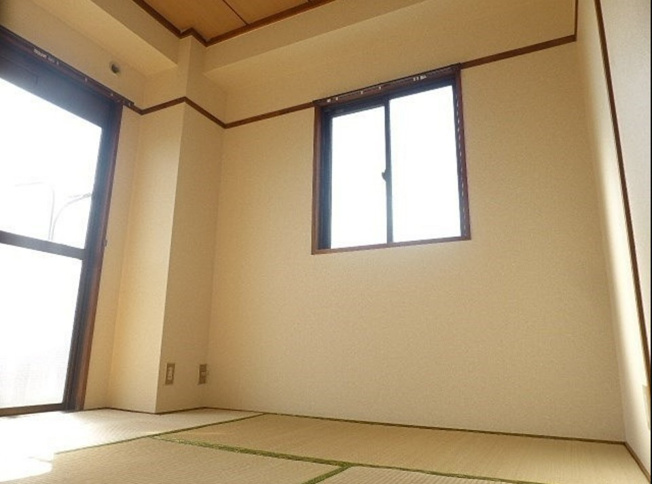 【寝室】